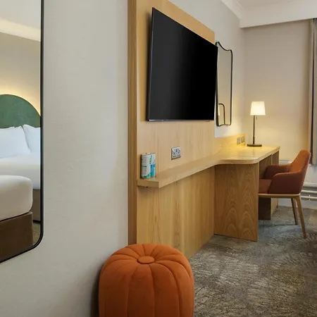 Hilton York Hotel Room photo