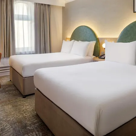 Hilton York Hotel Room photo