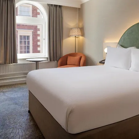 Hilton York Hotel Room photo